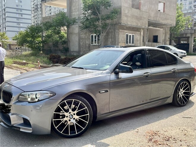 BMW 528 2013, 240,000 km - 2.0 l - Bakı
