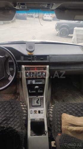 Mercedes E 300 d 1994, 570,200 km - 3.0 l - Bakı
