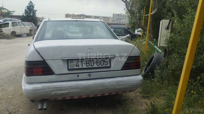 Mercedes E 300 d 1994, 570,200 km - 3.0 l - Bakı