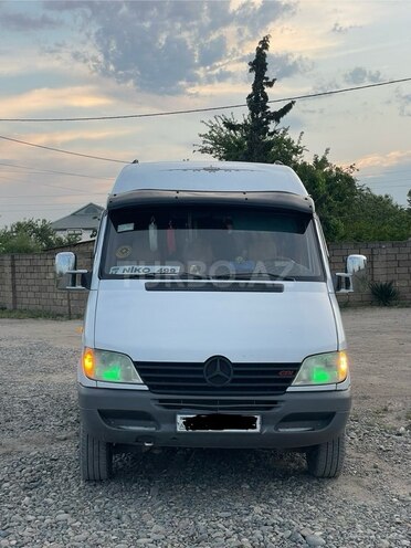 Mercedes Sprinter 412 1995, 160,000 km - 2.9 l - Salyan