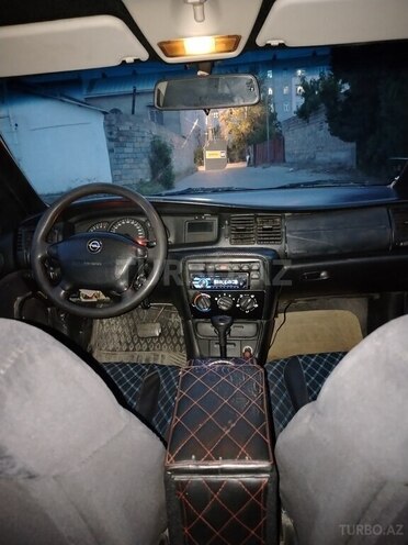 Opel Vectra 1996, 398,000 km - 1.8 l - Sumqayıt