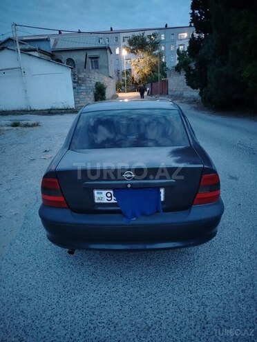 Opel Vectra 1996, 398,000 km - 1.8 l - Sumqayıt