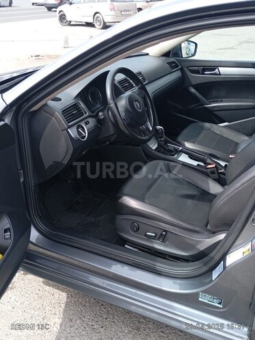 Volkswagen Passat (North America) 2013, 178,000 km - 2.5 l - Bakı