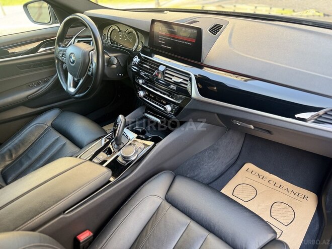 BMW 520e-17