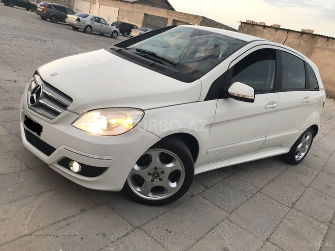 Mercedes B 180 2011, 137,000 km - 1.7 l - Sumqayıt