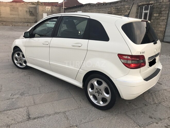 Mercedes B 180 2011, 137,000 km - 1.7 l - Sumqayıt