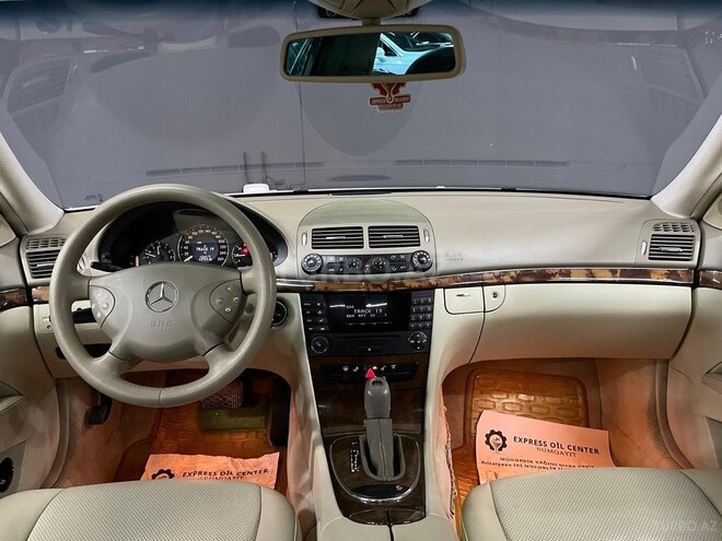 Mercedes E 240 2005, 325,340 km - 2.6 l - Sumqayıt