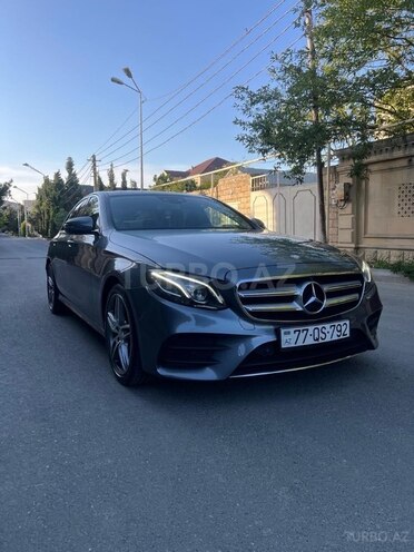 Mercedes E 220 d 2017, 106,270 km - 2.0 l - Bakı