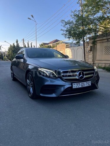 Mercedes E 220 d 2017, 106,270 km - 2.0 l - Bakı