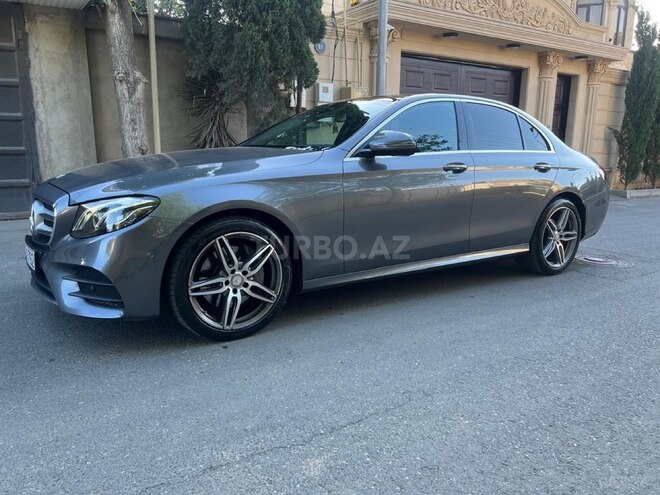 Mercedes E 220 d 2017, 106,270 km - 2.0 l - Bakı