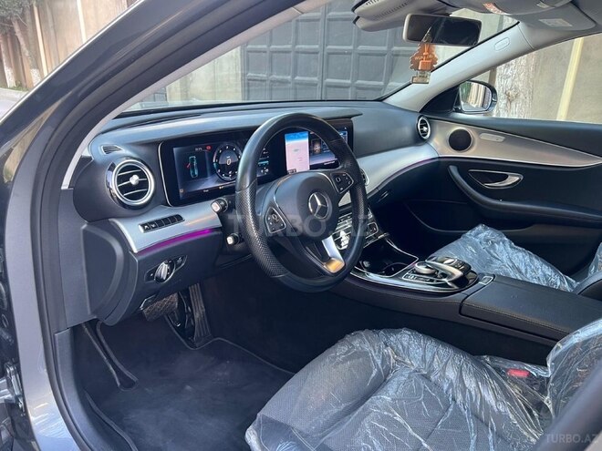 Mercedes E 220 d 2017, 106,270 km - 2.0 l - Bakı