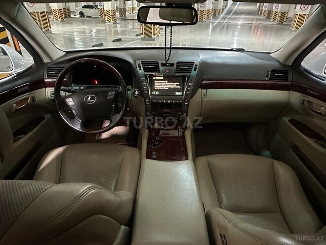 Lexus LS 460 2009, 256,000 km - 4.6 l - Bakı