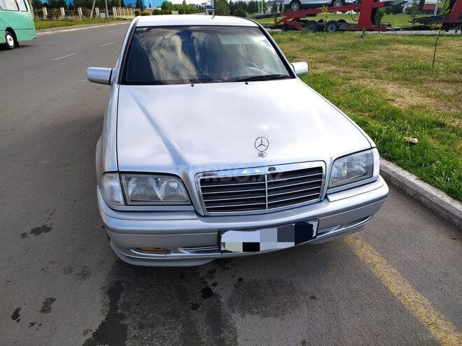 Mercedes C 180 2000, 299,296 km - 1.8 l - Gəncə