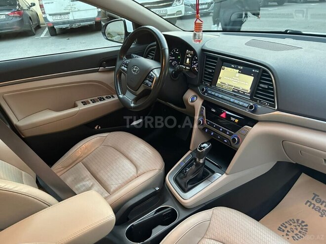 Hyundai Elantra 2016, 257,866 km - 2.0 l - Bakı