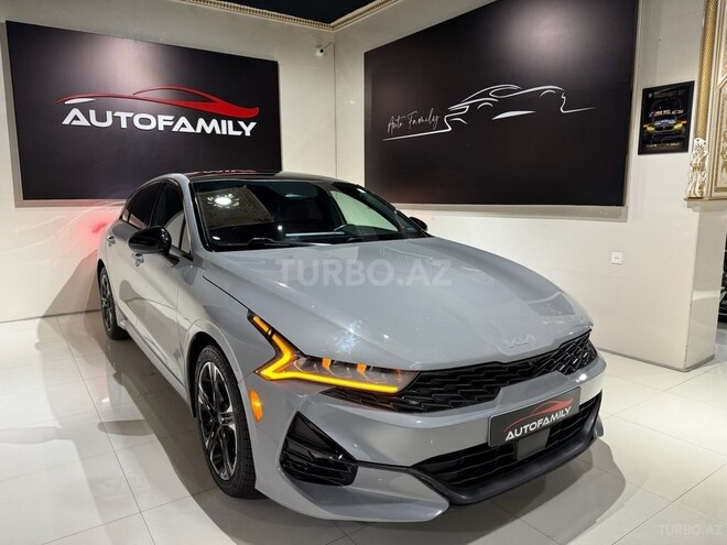 Kia K5-3