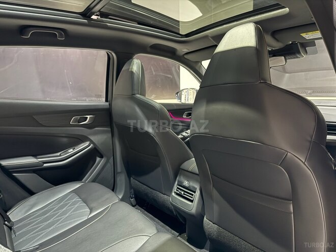 Changan Qiyuan Q05-12
