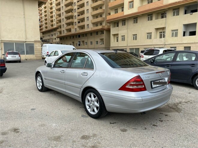 Mercedes C 200-4