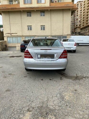 Mercedes C 200-7