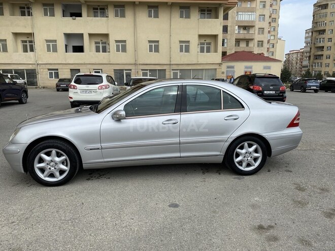 Mercedes C 200-3