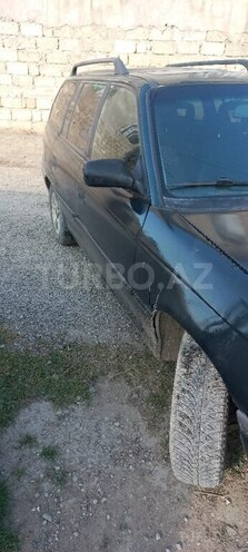 Opel Astra 1996, 390,000 km - 1.6 l - Bakı