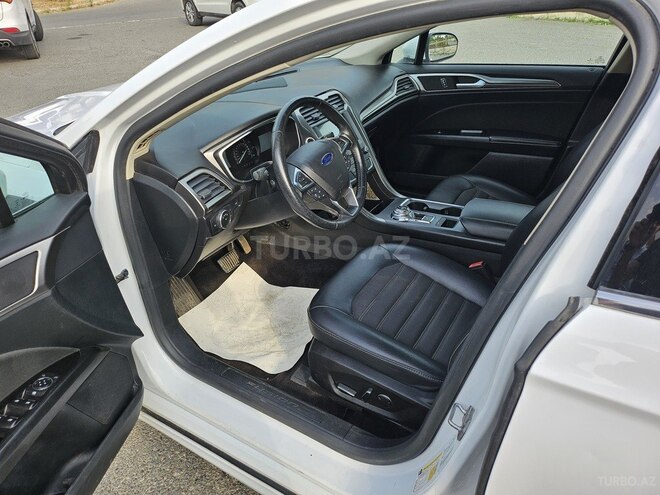 Ford Fusion (North America) 2017, 140,000 km - 2.0 л - Bakı
