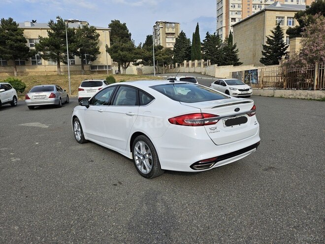 Ford Fusion (North America) 2017, 140,000 km - 2.0 л - Bakı