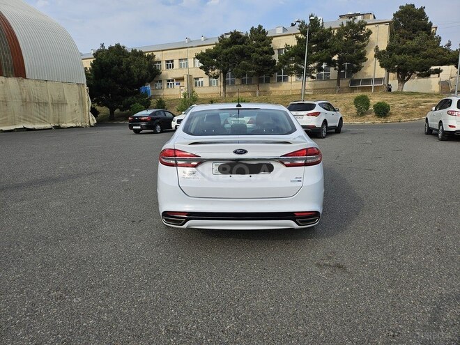 Ford Fusion (North America) 2017, 140,000 km - 2.0 л - Bakı