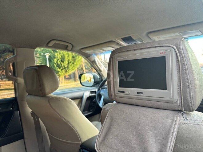Toyota Land Cruiser Prado 2009, 156,000 km - 2.7 л - Qax