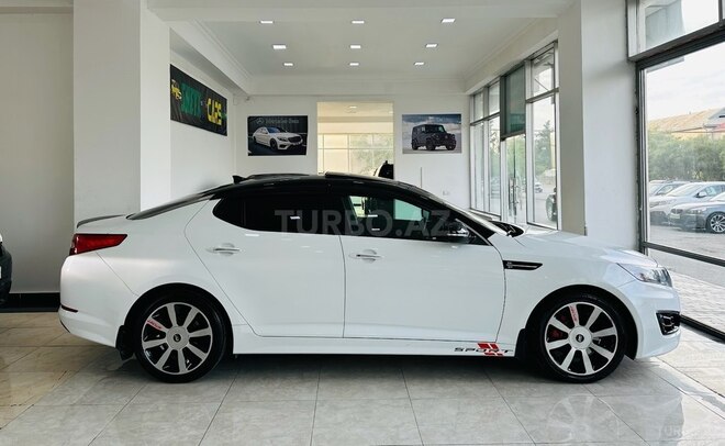 Kia Optima-5