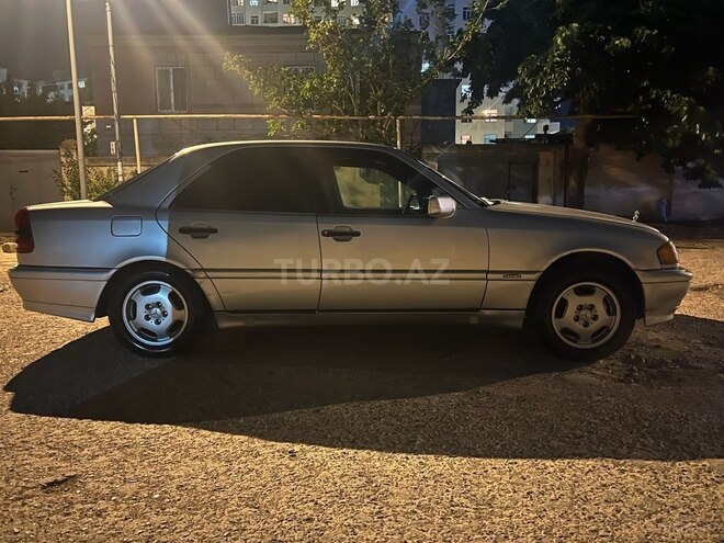 Mercedes C 220 d 1995, 370,000 km - 2.2 l - Bakı