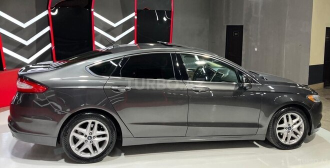 Ford Fusion (North America) 2015, 185,085 km - 1.5 л - Sumqayıt