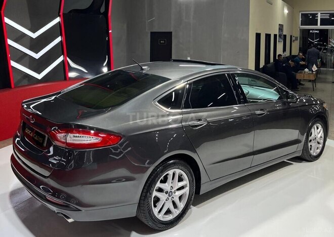 Ford Fusion (North America) 2015, 185,085 km - 1.5 л - Sumqayıt