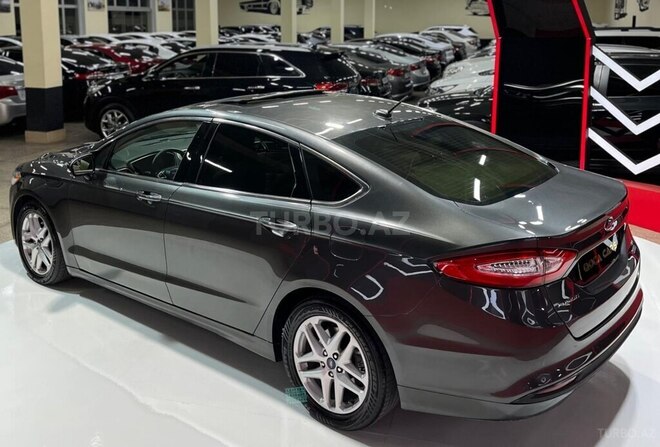 Ford Fusion (North America) 2015, 185,085 km - 1.5 л - Sumqayıt