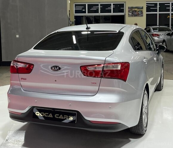 Kia Rio-11