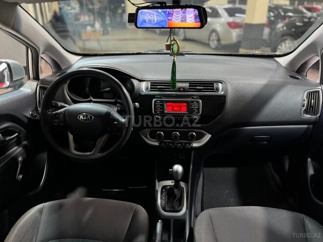 Kia Rio-16