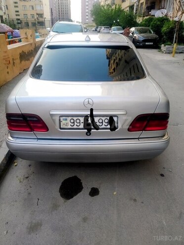 Mercedes E 230 1996, 230,000 km - 2.3 l - Bakı