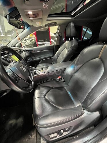 Toyota Camry 2019, 180,008 km - 2.5 л - Sumqayıt