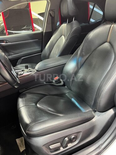 Toyota Camry 2019, 180,008 km - 2.5 л - Sumqayıt