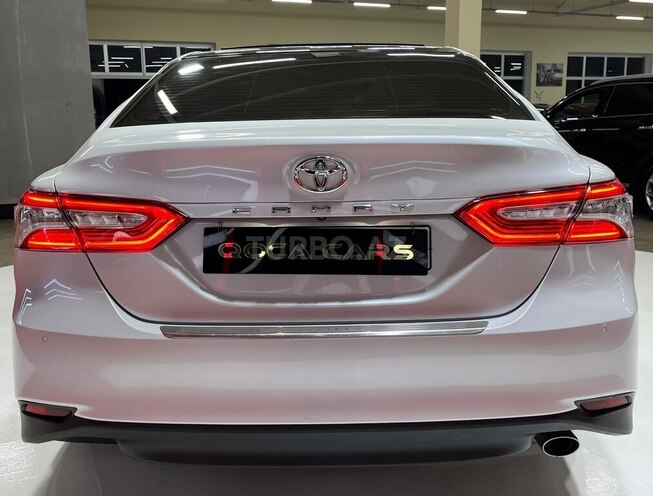 Toyota Camry 2019, 180,008 km - 2.5 л - Sumqayıt