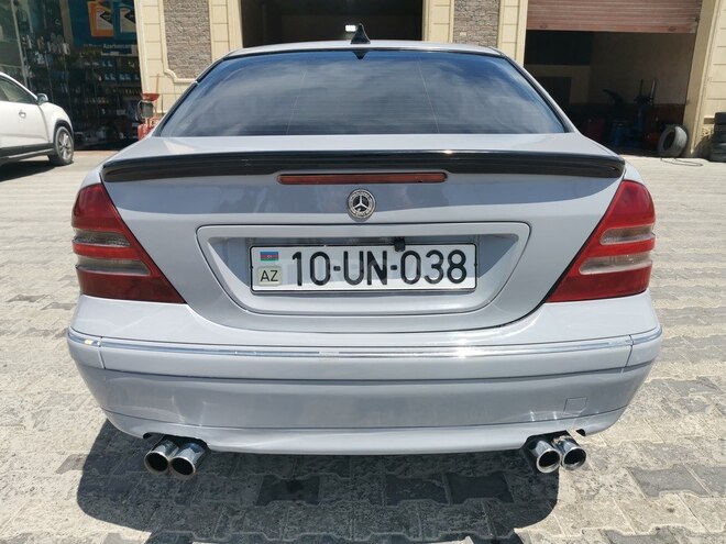 Mercedes C 200-7