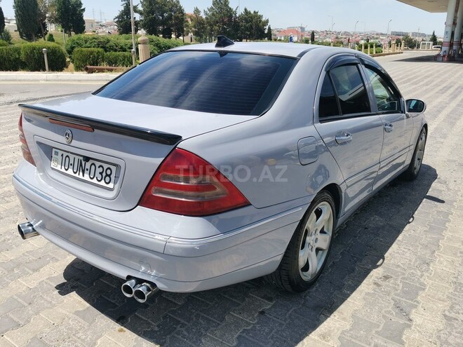 Mercedes C 200-8