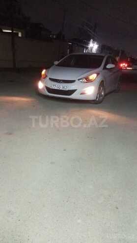 Hyundai Avante 2015, 240,000 km - 1.6 l - Bakı