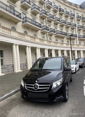 Mercedes V 220 2014, 239,000 km - 2.2 l - Bakı