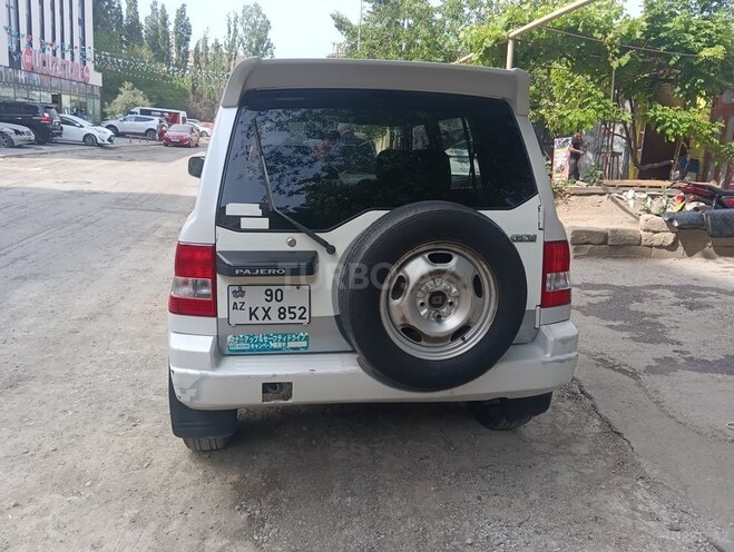 Mitsubishi Pajero io 1999, 250,000 km - 1.8 l - Bakı
