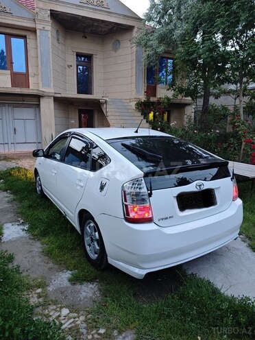Toyota Prius-6