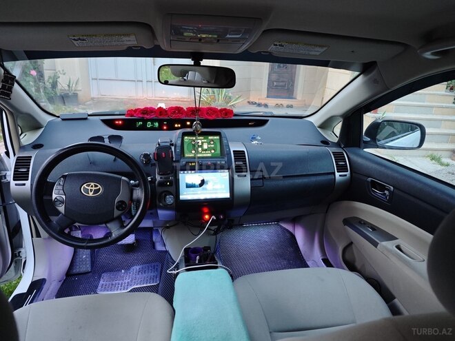 Toyota Prius-9
