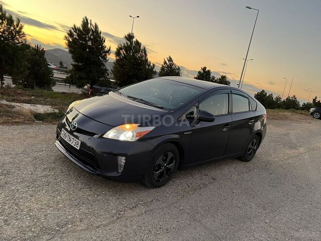 Toyota Prius-6
