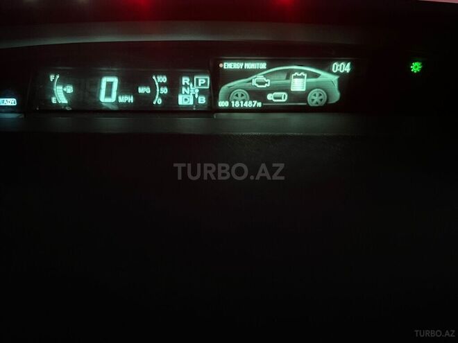 Toyota Prius-20