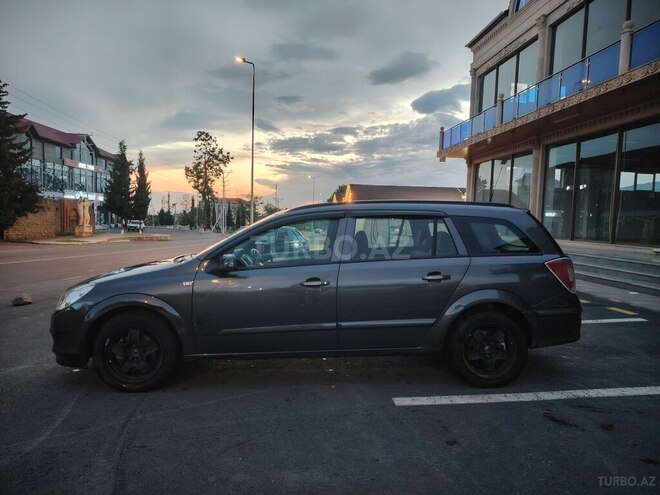 Opel Astra 2008, 382,537 km - 1.4 l - Zaqatala