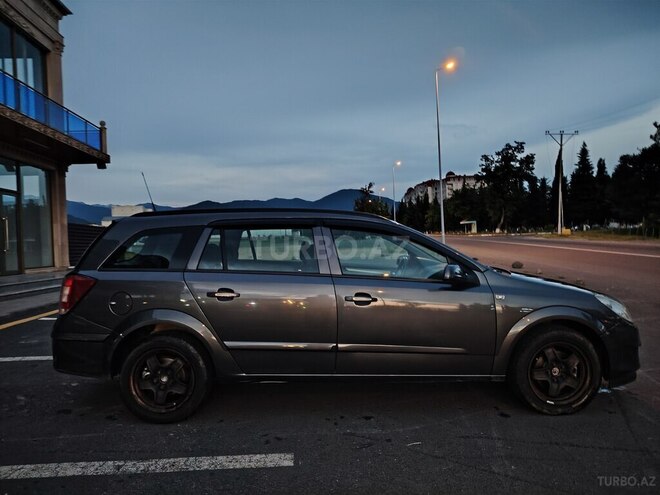 Opel Astra 2008, 382,537 km - 1.4 l - Zaqatala